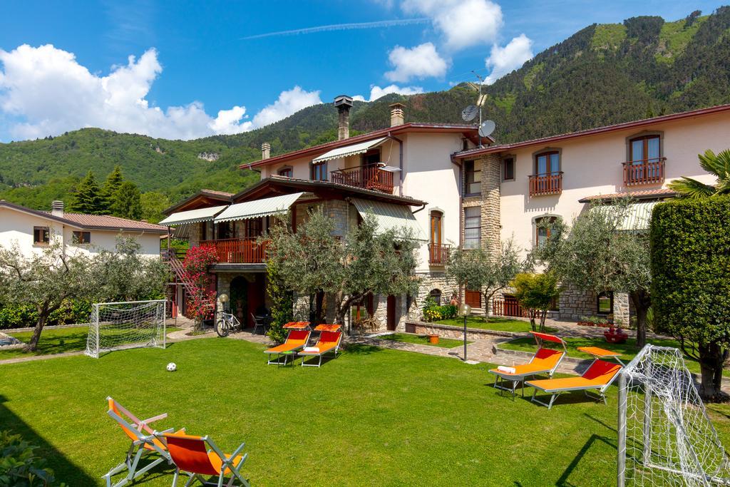 Villa Mariarosa Apartments Тіньяле Екстер'єр фото