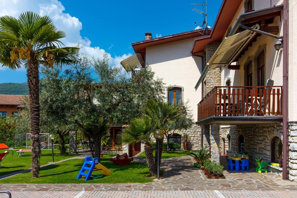 Villa Mariarosa Apartments Тіньяле Екстер'єр фото