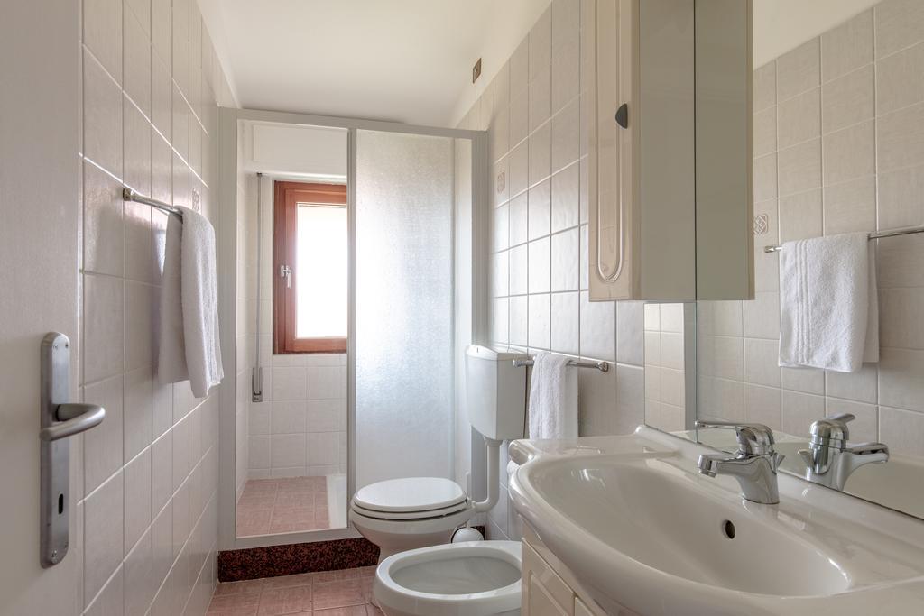 Villa Mariarosa Apartments Тіньяле Екстер'єр фото