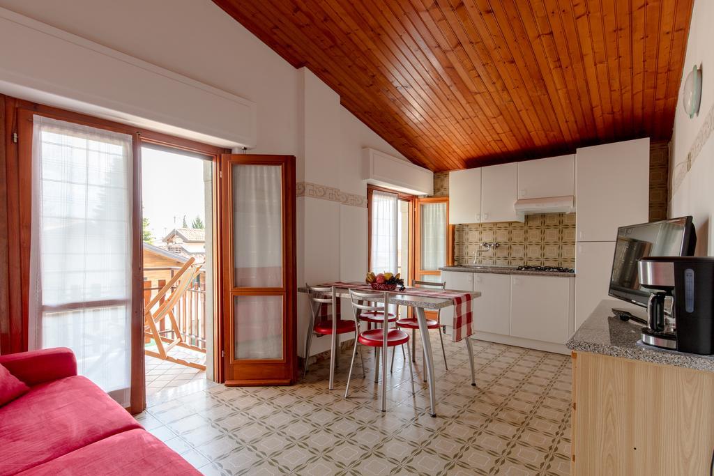 Villa Mariarosa Apartments Тіньяле Екстер'єр фото
