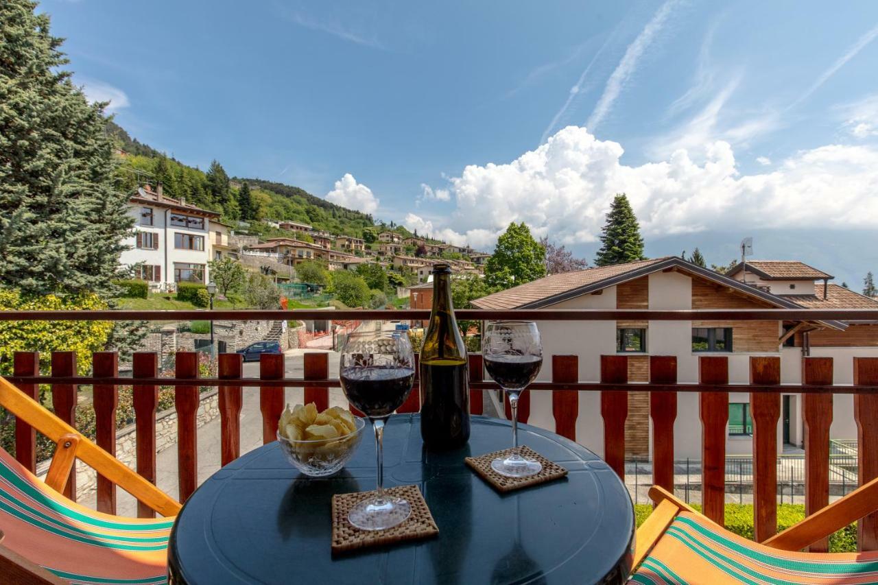 Villa Mariarosa Apartments Тіньяле Екстер'єр фото